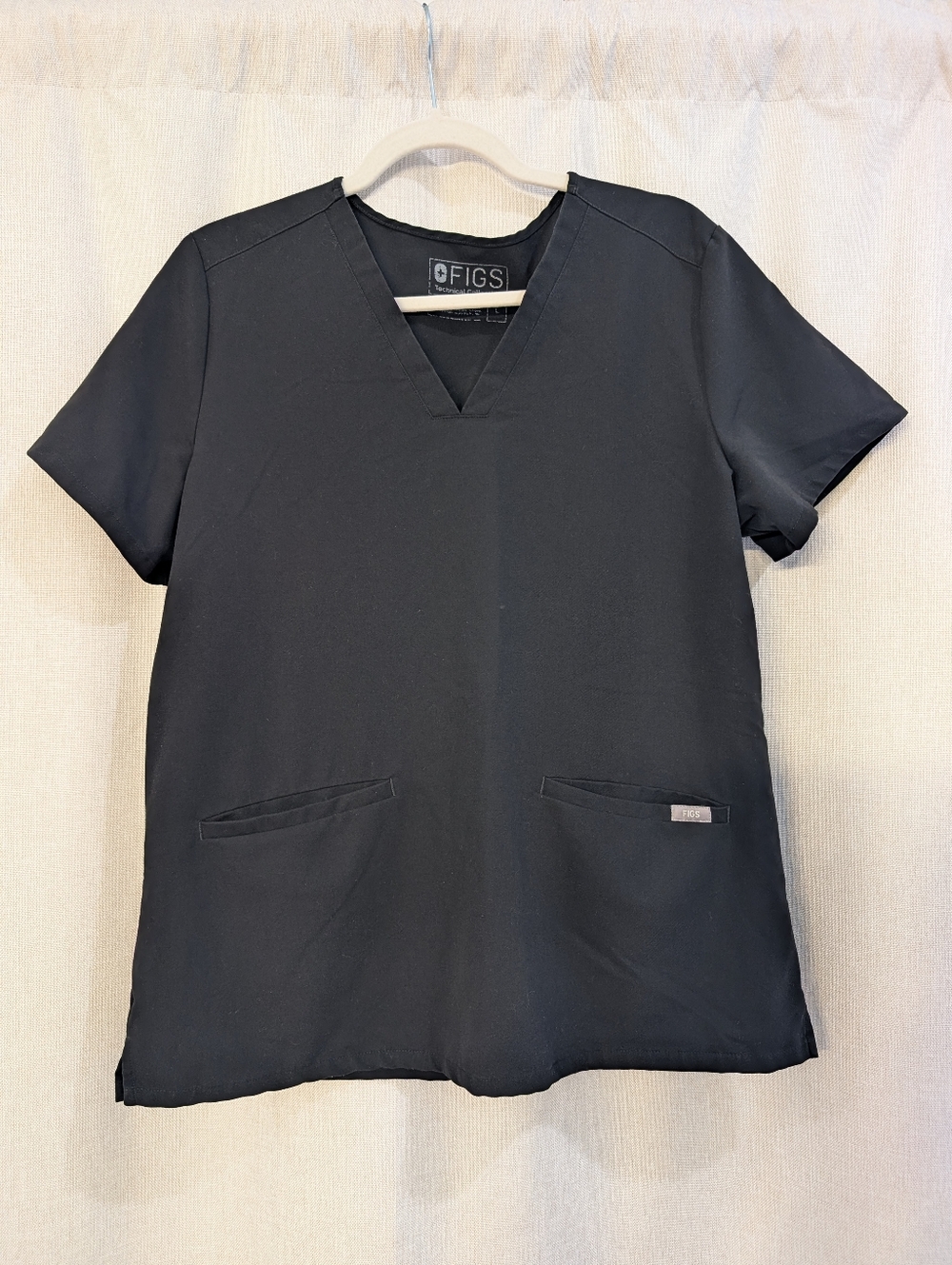 FIGS Scrub Top Large Black FW1100 Womens Medical Nurse 2 Pocket V Neck